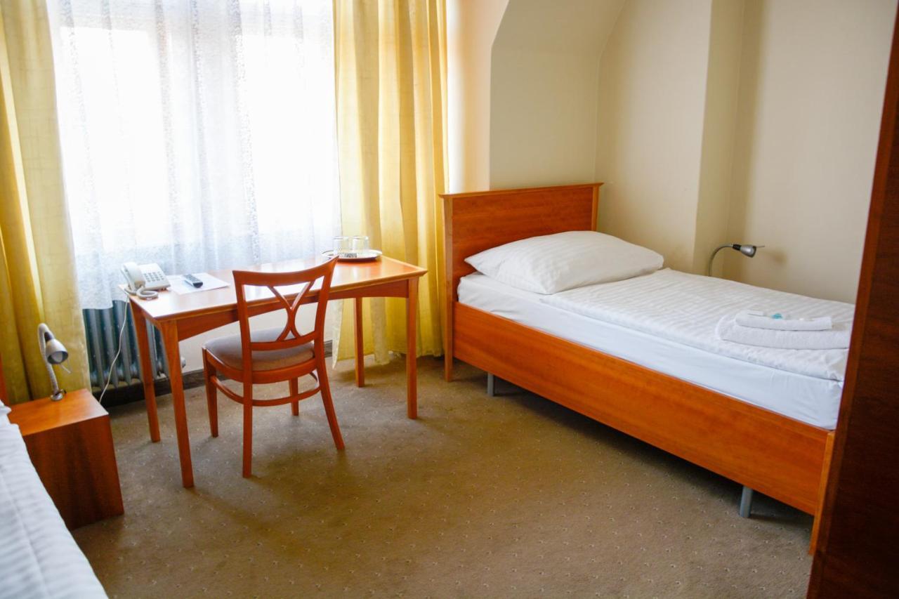 Hotel Praha Либерец Екстериор снимка