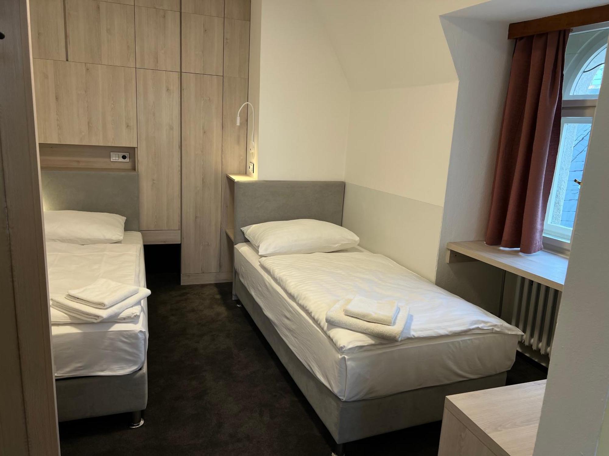 Hotel Praha Либерец Екстериор снимка