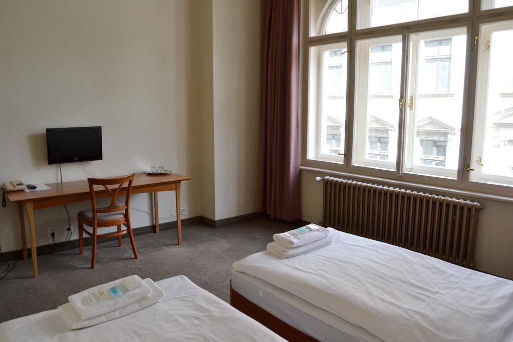 Hotel Praha Либерец Екстериор снимка
